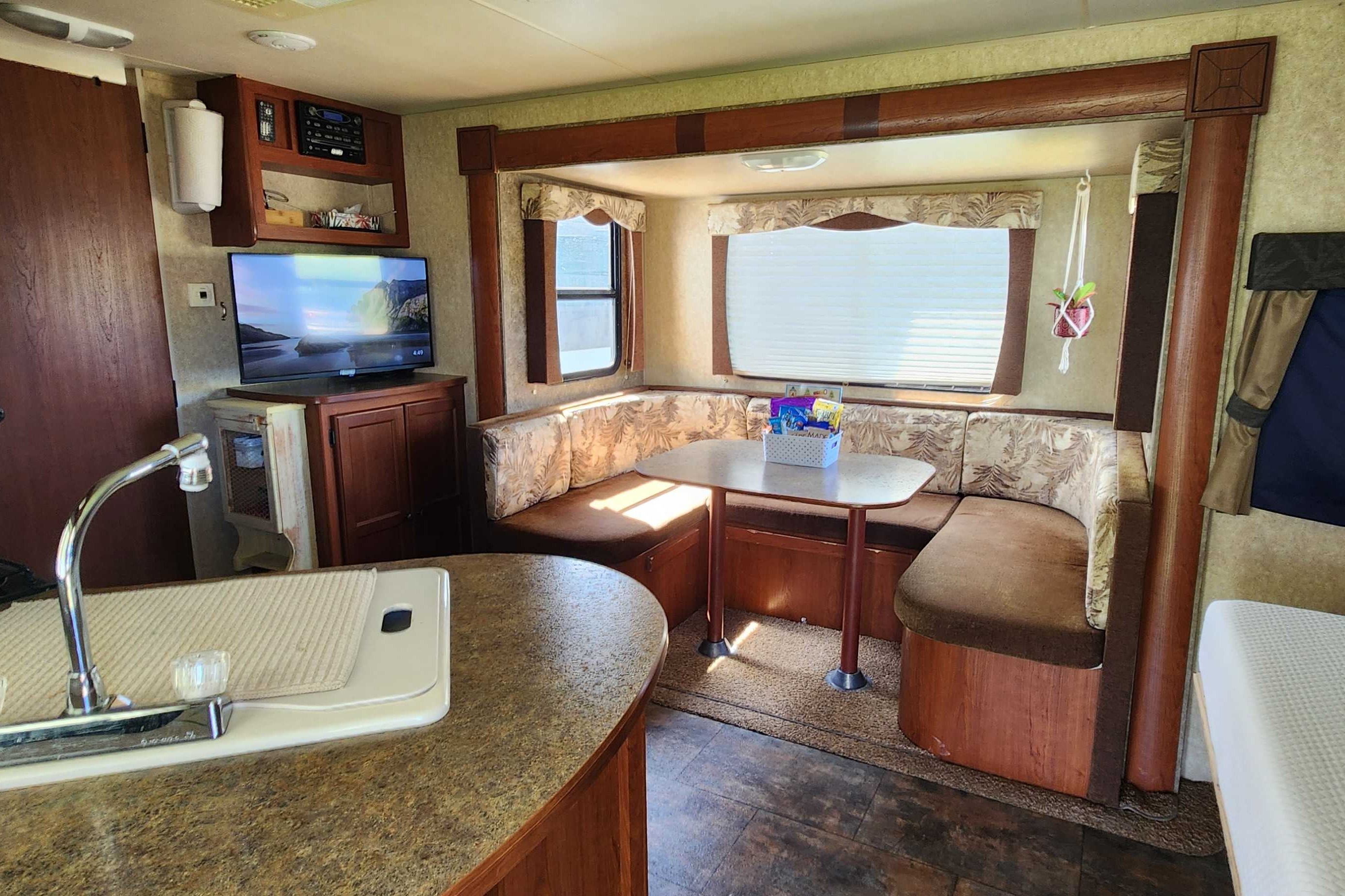 SUV towable trailer!