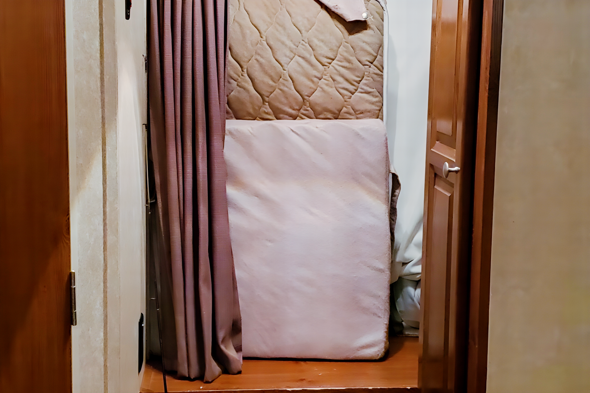 The Li'l Cabin's Rockwood Roo  Hybrid
