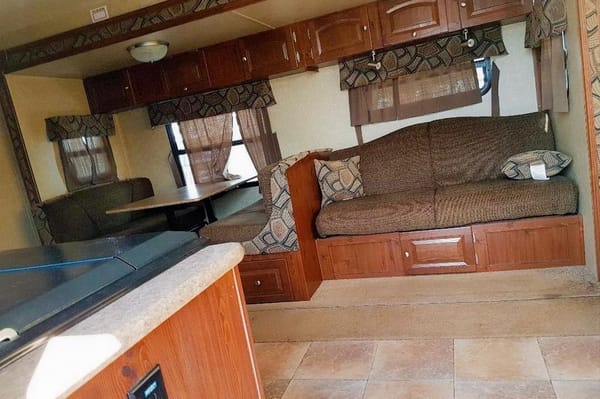 The Li'l Cabin's Rockwood Roo Hybrid