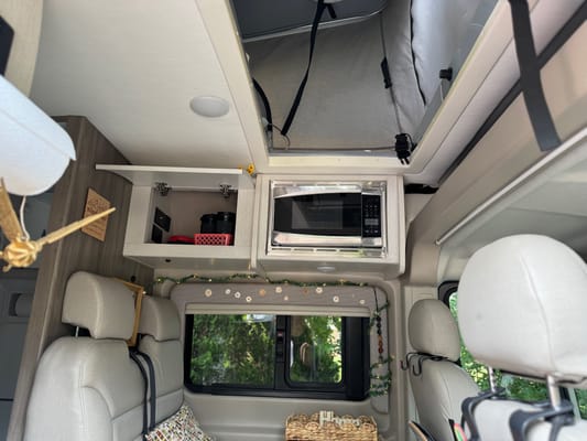 Rize & Shine - Pet Friendly, Easy to Drive, Adventure-Ready!