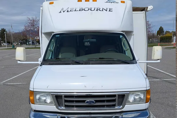 Nature of the Bear-Jayco 29C Melbourne Class C
