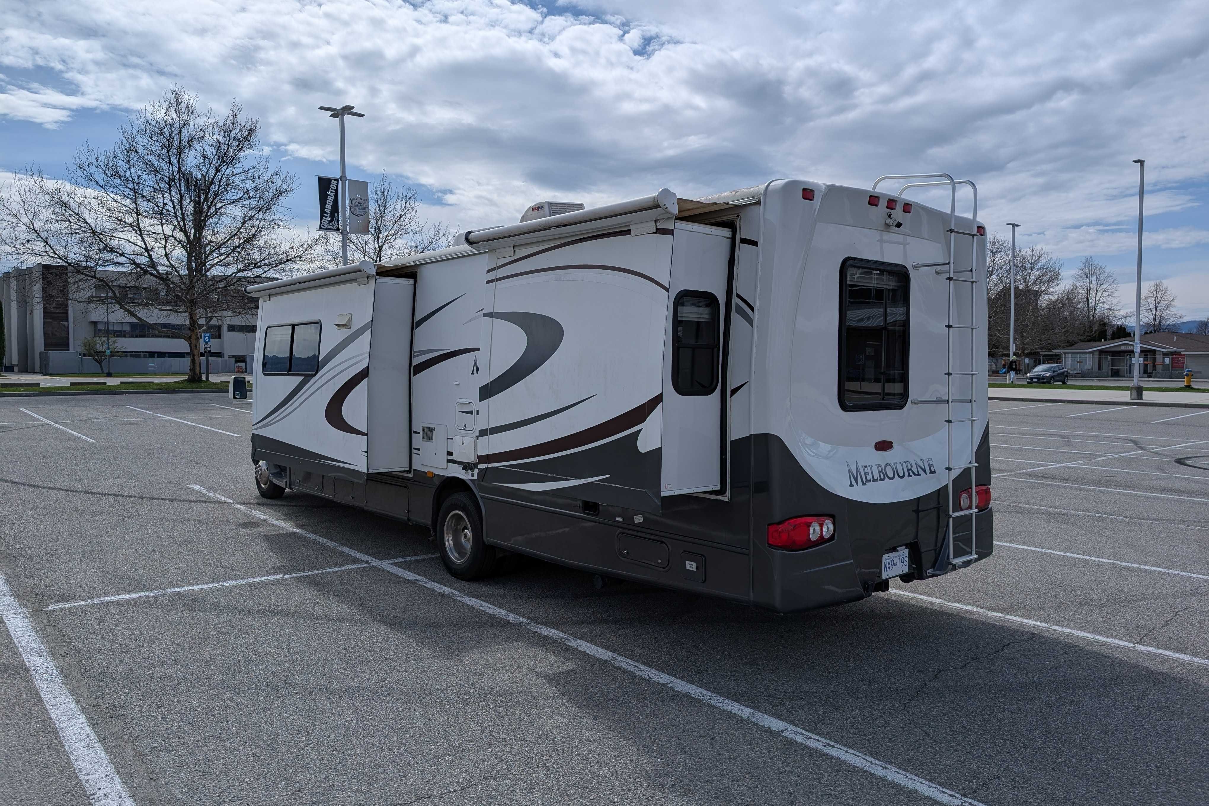 Nature of the Bear-Jayco 29C Melbourne Class C