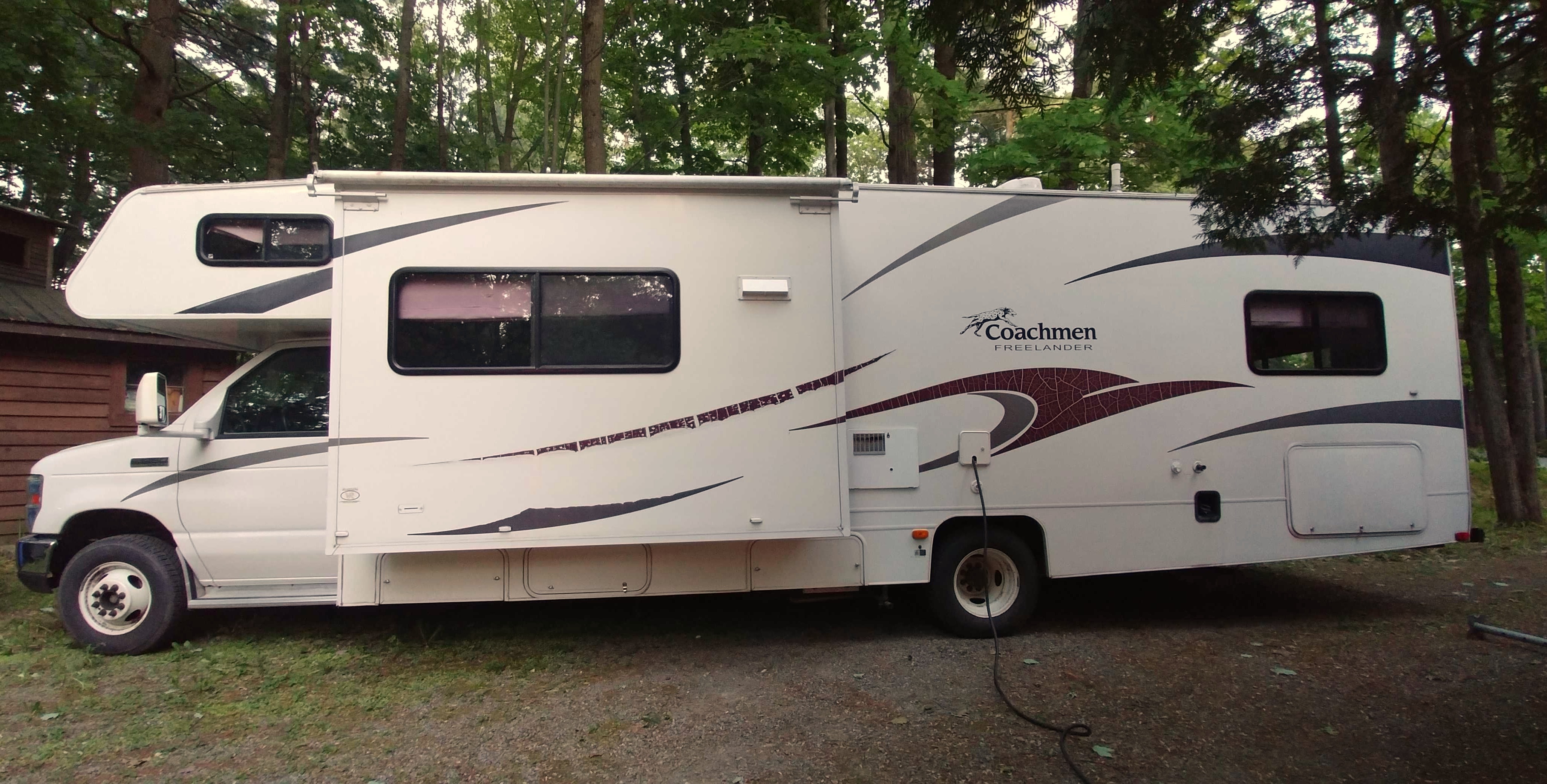 Créateur de souvenirs 32' Freelander 8 places!