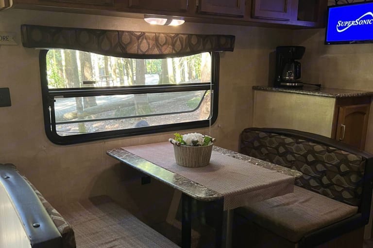 Cozy Springdale Trailer Trailer