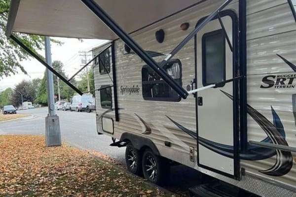 Cozy Springdale Trailer Trailer