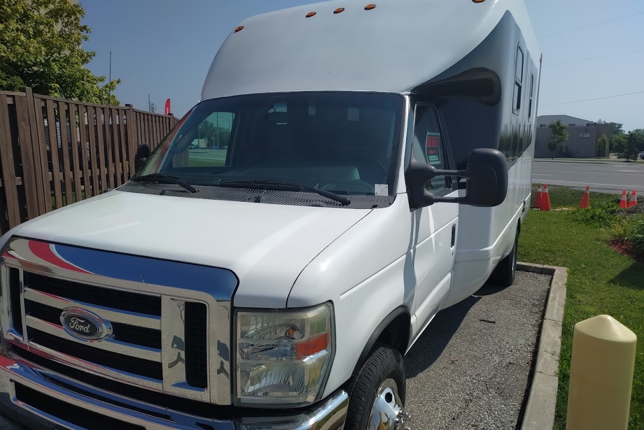 converted F 350 ford Ford 350 Class C