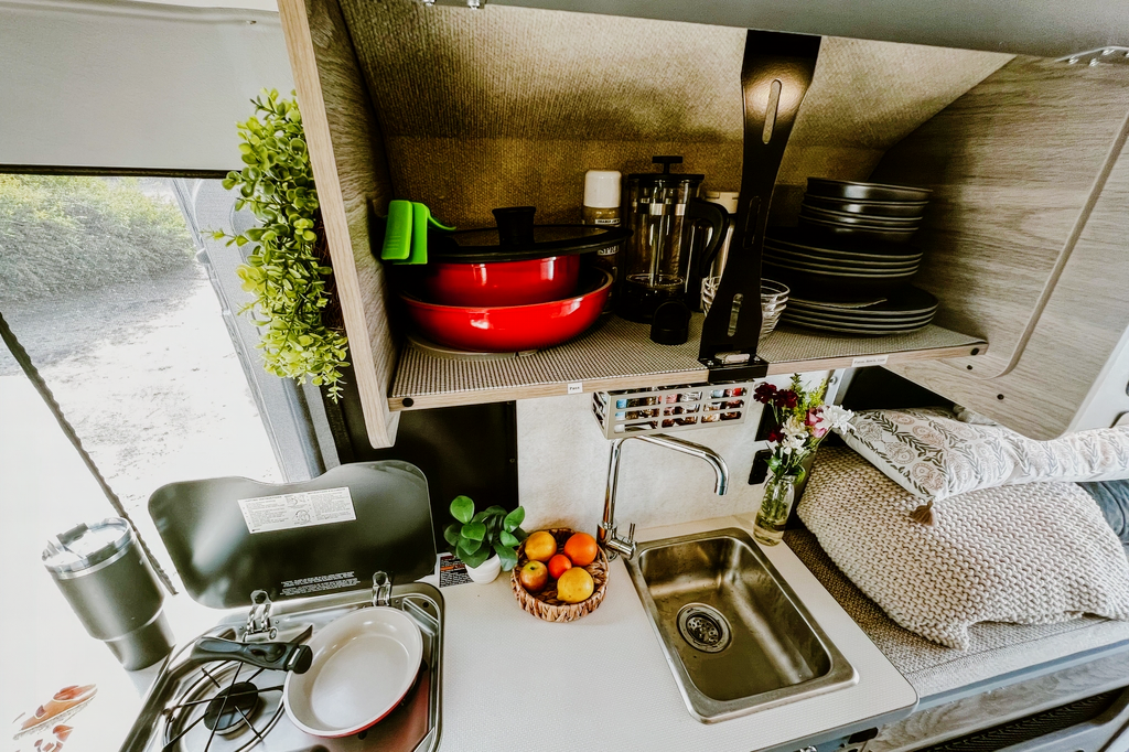 Off-Grid Adventure Ready! STARLINK Included - The Silver Lining