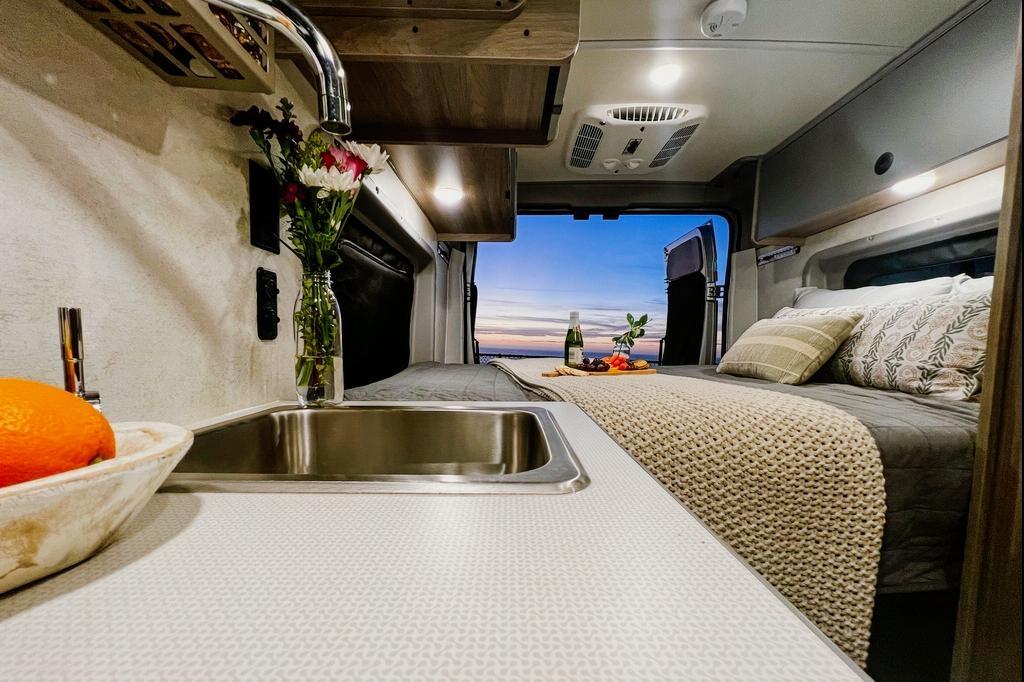 Off-Grid Adventure Ready! STARLINK Included - The Silver Lining