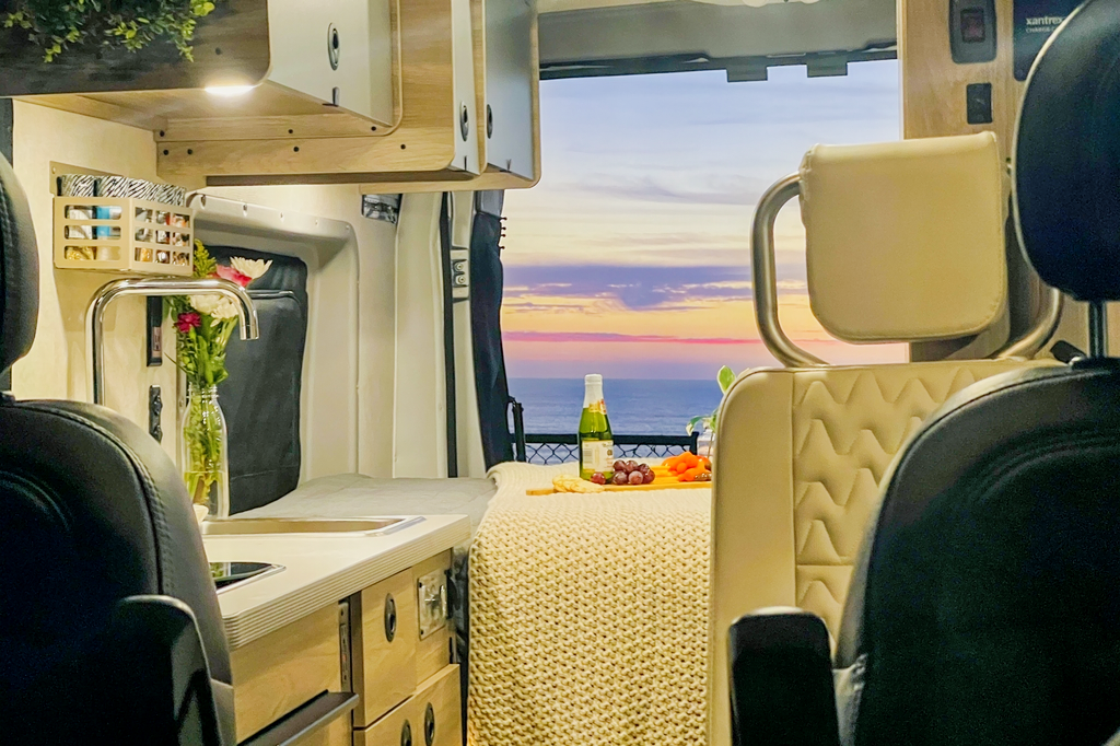 Off-Grid Adventure Ready! STARLINK Included - The Silver Lining