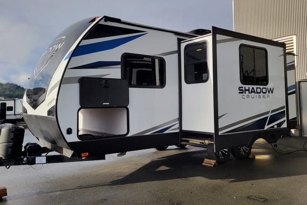 GM's Cruiser RV Shadow Cruiser 225RBS Travel Trailer