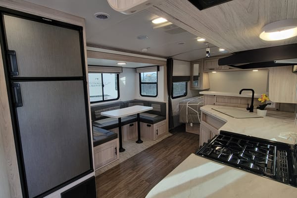 GM's Cruiser RV Shadow Cruiser 225RBS Travel Trailer