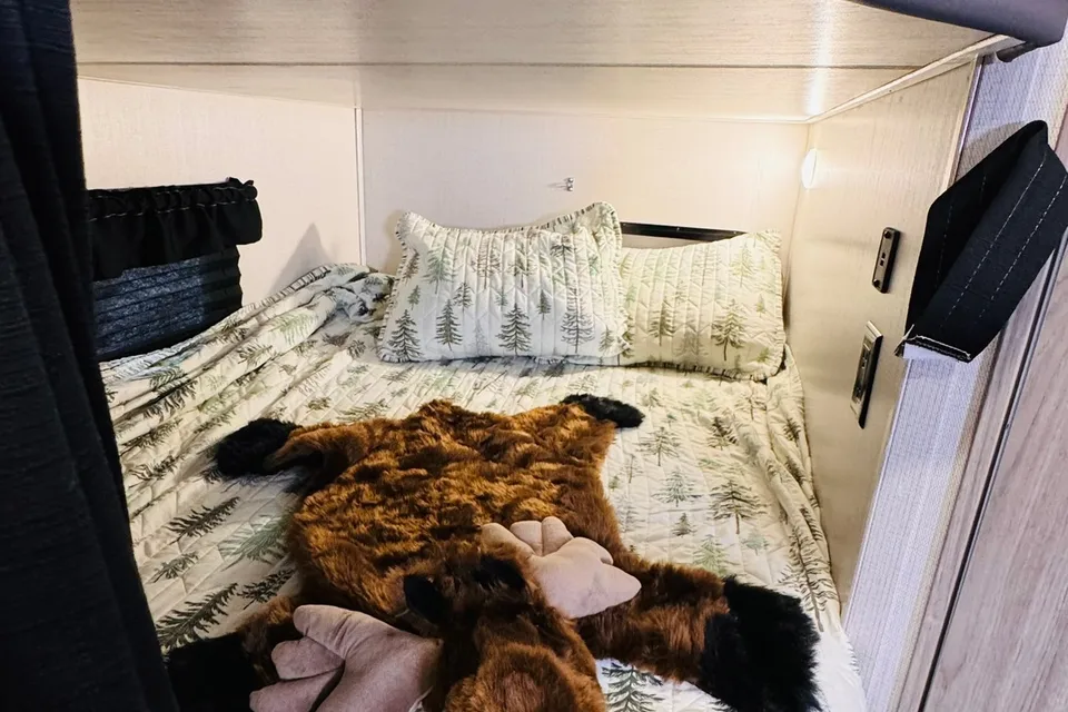 'Evelyn' 2023 Keystone RV Passport ACO2302