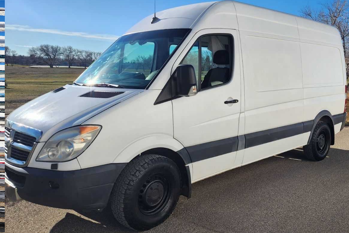 Colan's Mercedes-Benz Sprinter Class B