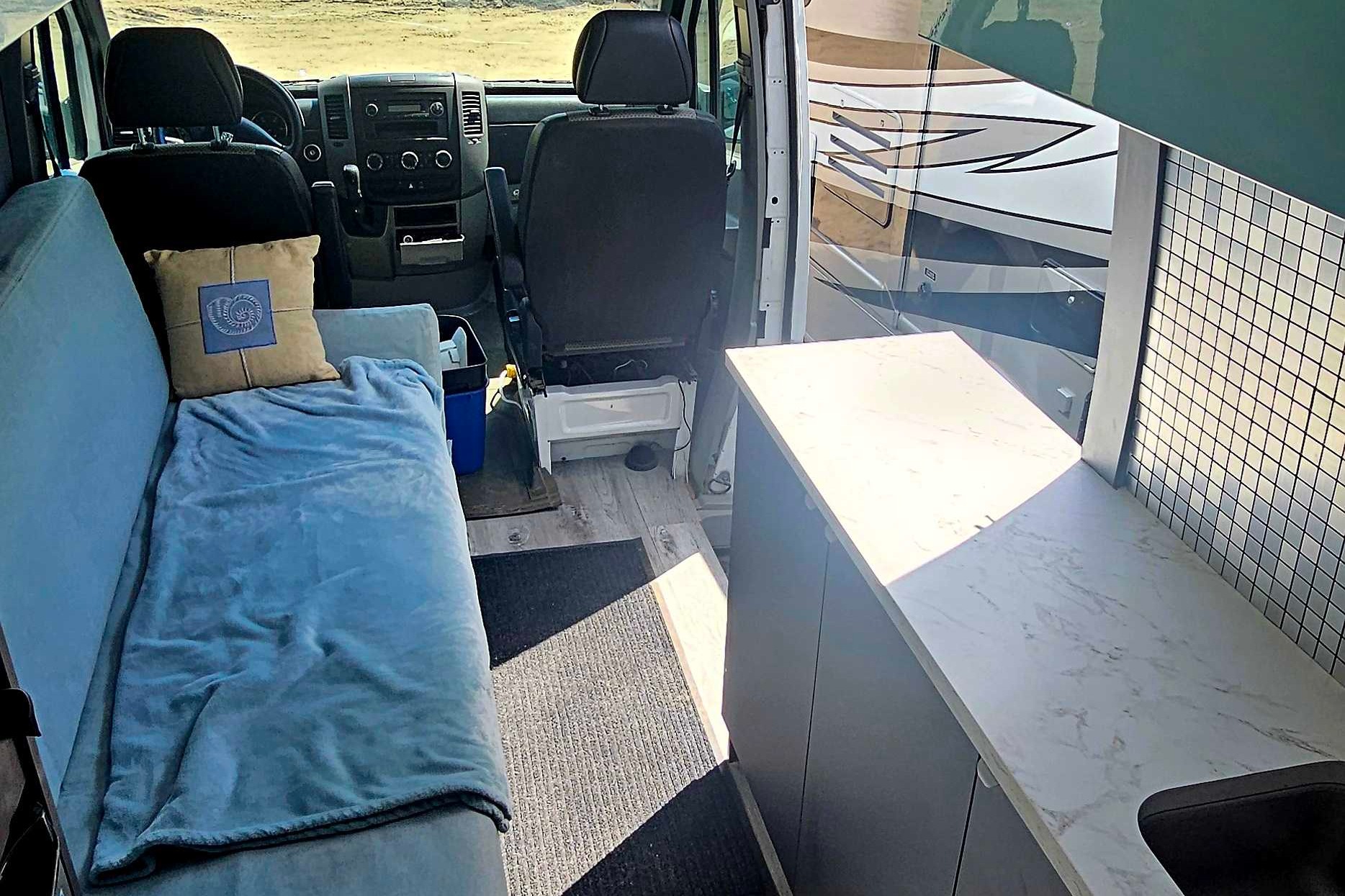 Colan's Mercedes-Benz Sprinter Class B