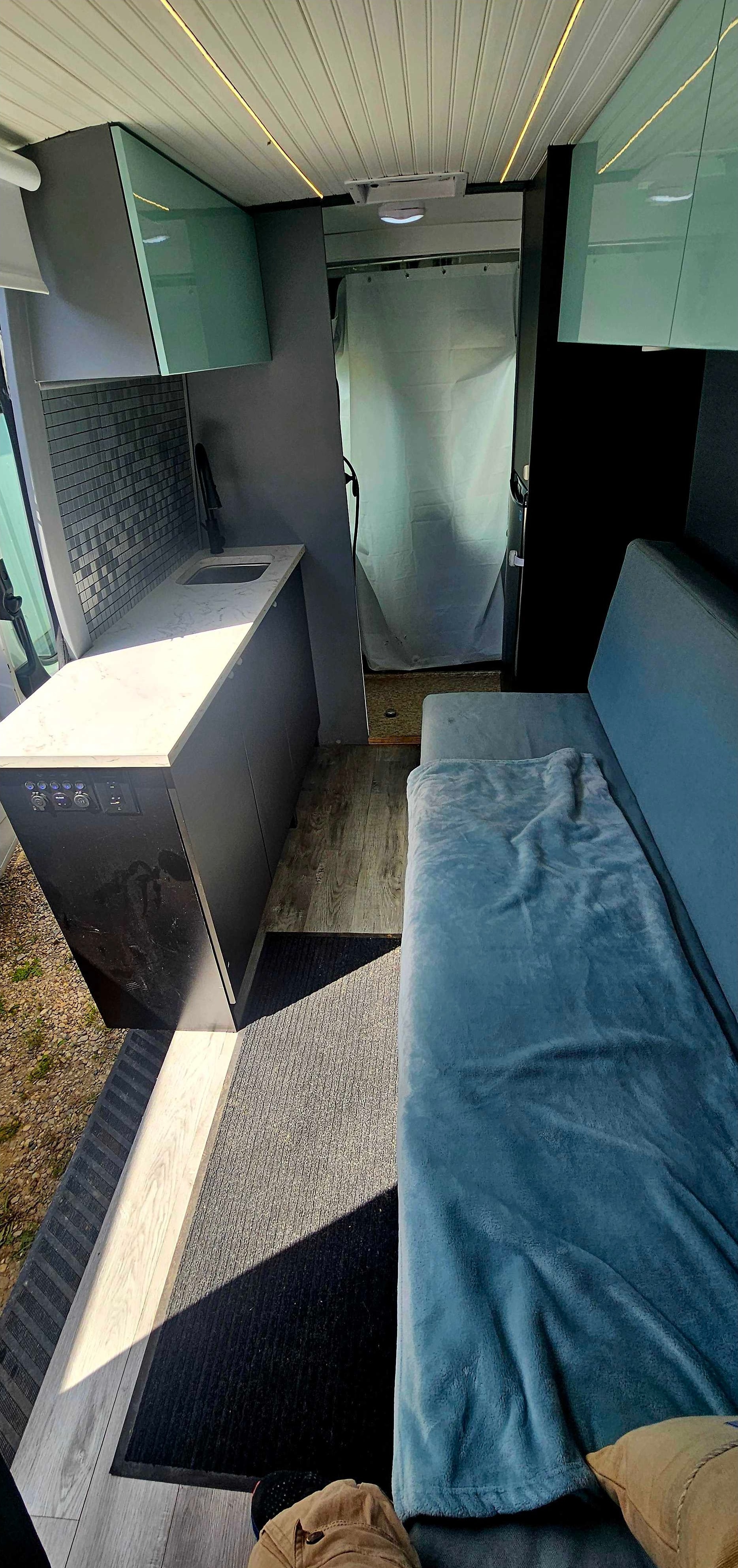 Colan's Mercedes-Benz Sprinter Class B