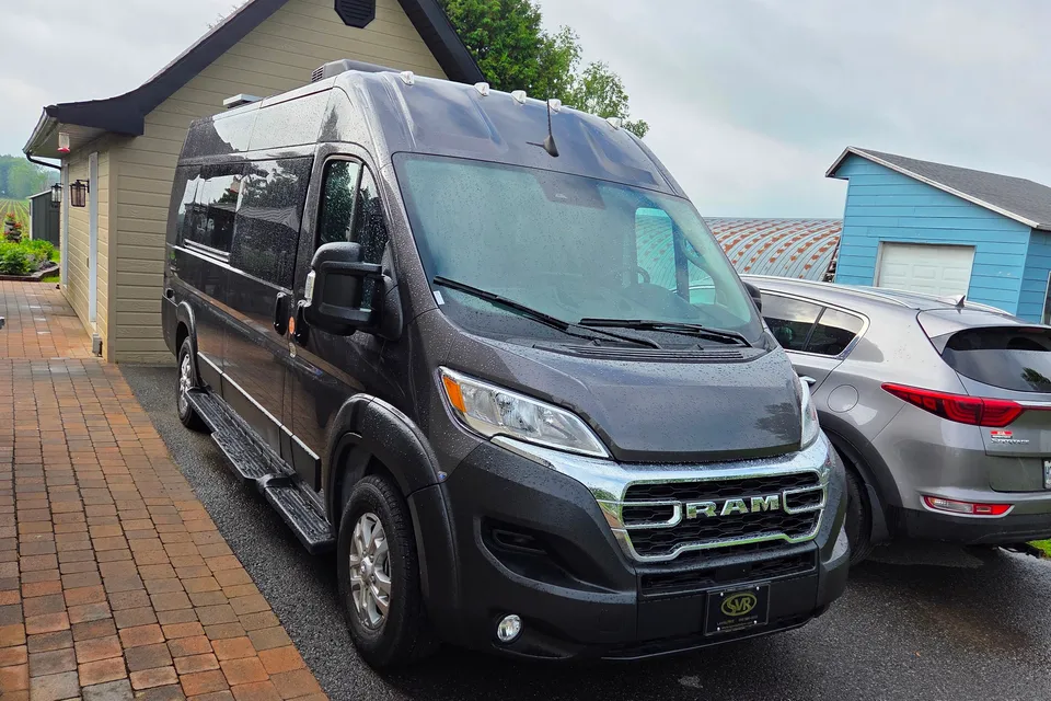 Eric Thor Motor Coach Ram Classe B