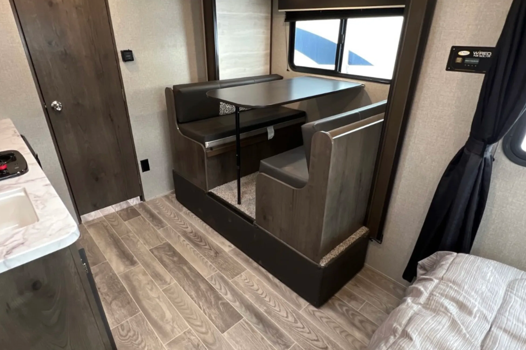 2021 Jayco Jay Flight SLX 7 Baja Edition *With Solar*