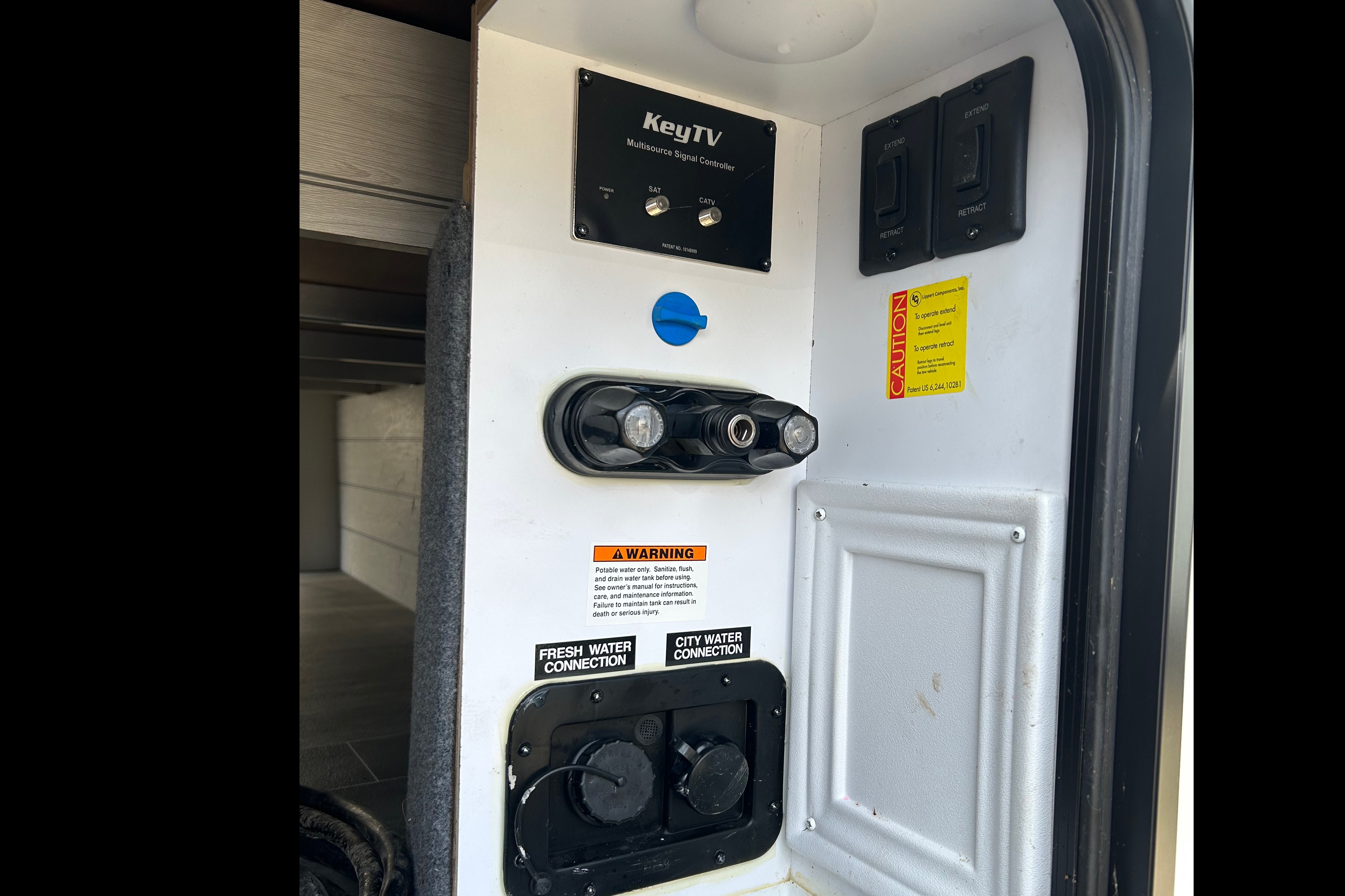 Nellie's Keystone Passport SL Travel Trailer