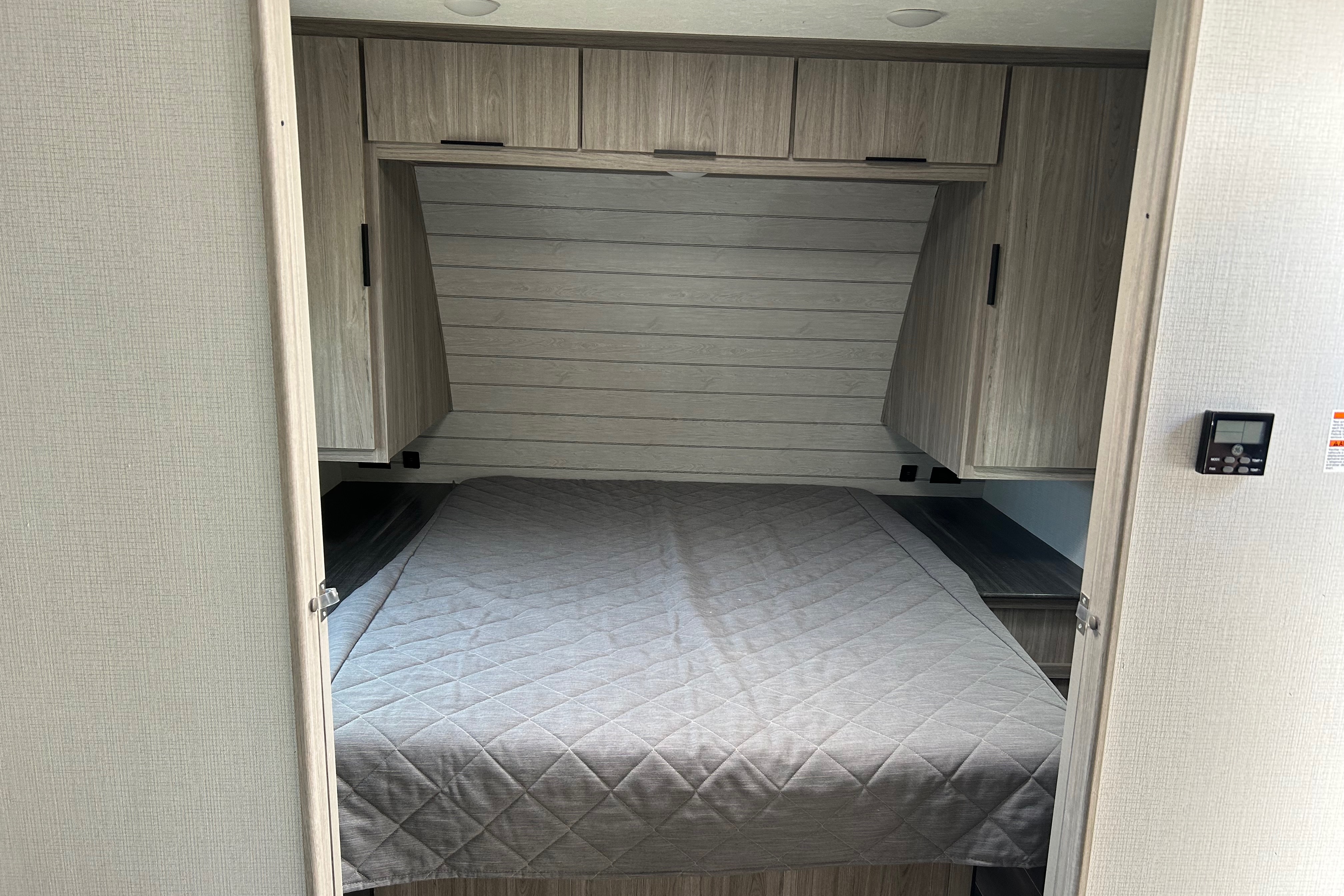 Nellie's Keystone Passport SL Travel Trailer