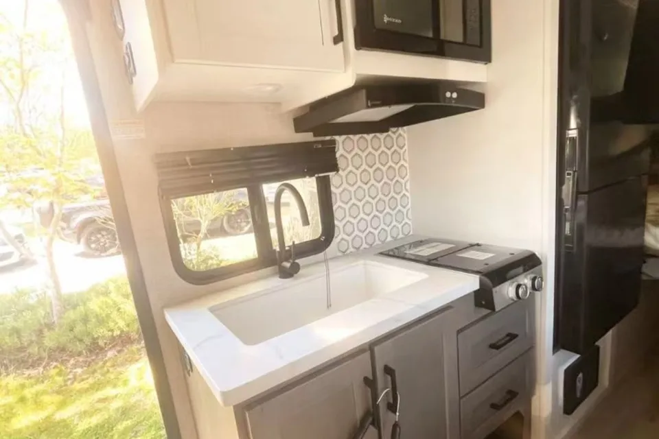 z's Highland Ridge RV Open range 188BHS Travel Trailer