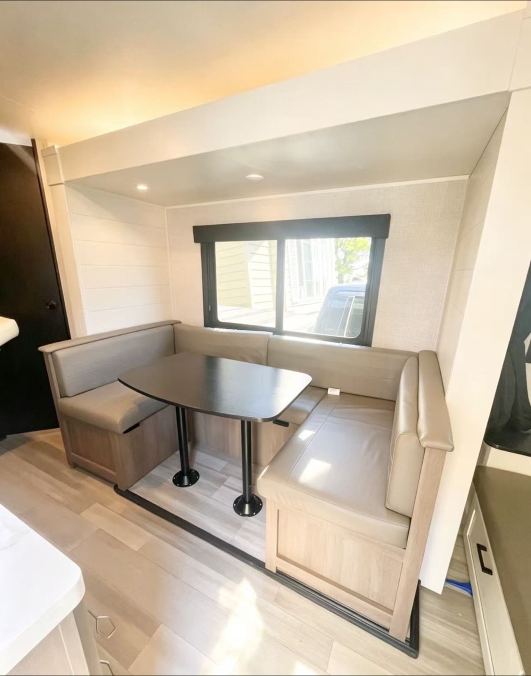 z's Highland Ridge RV Open range 188BHS Travel Trailer