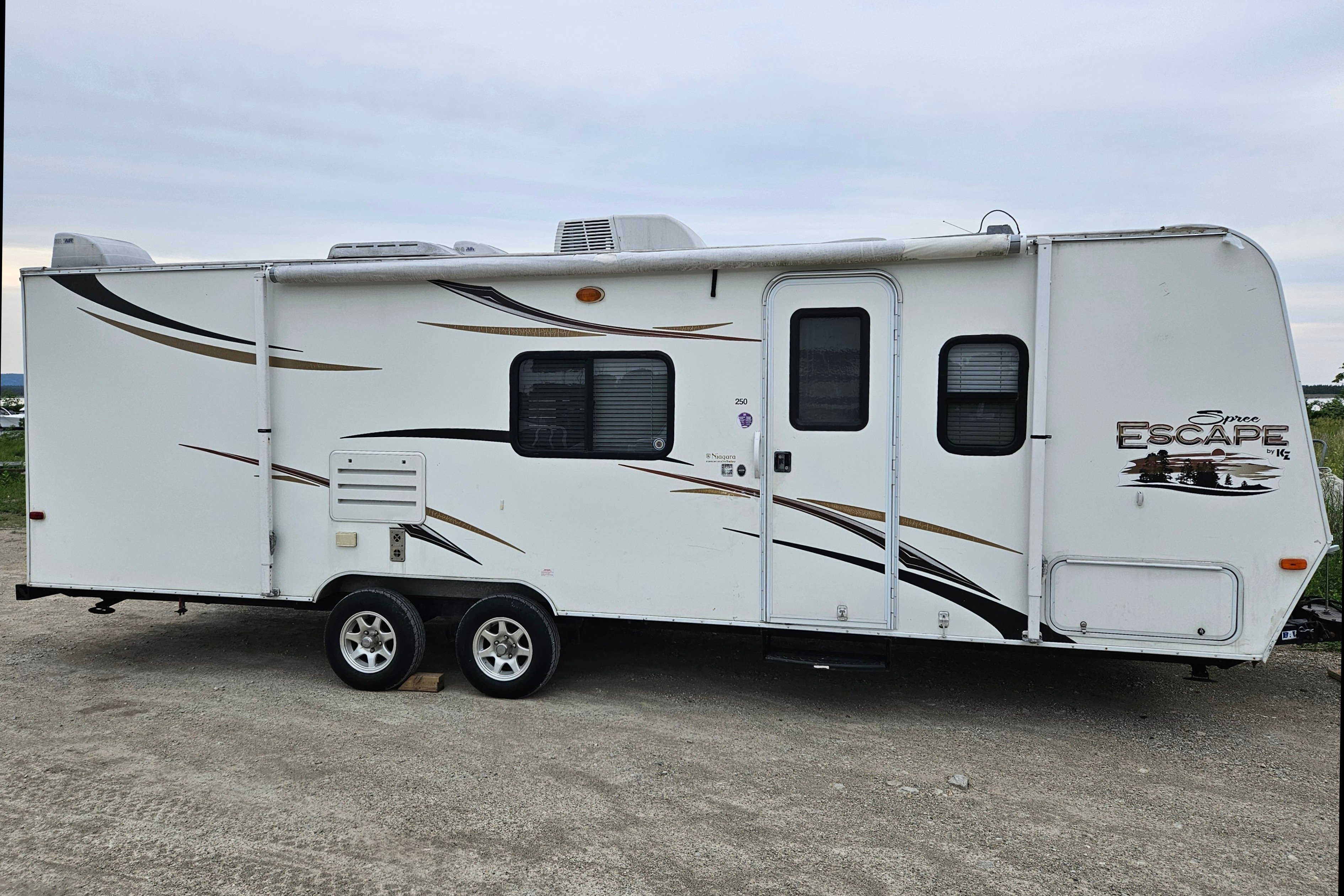 Derek's KZ Spree Escape Travel Trailer