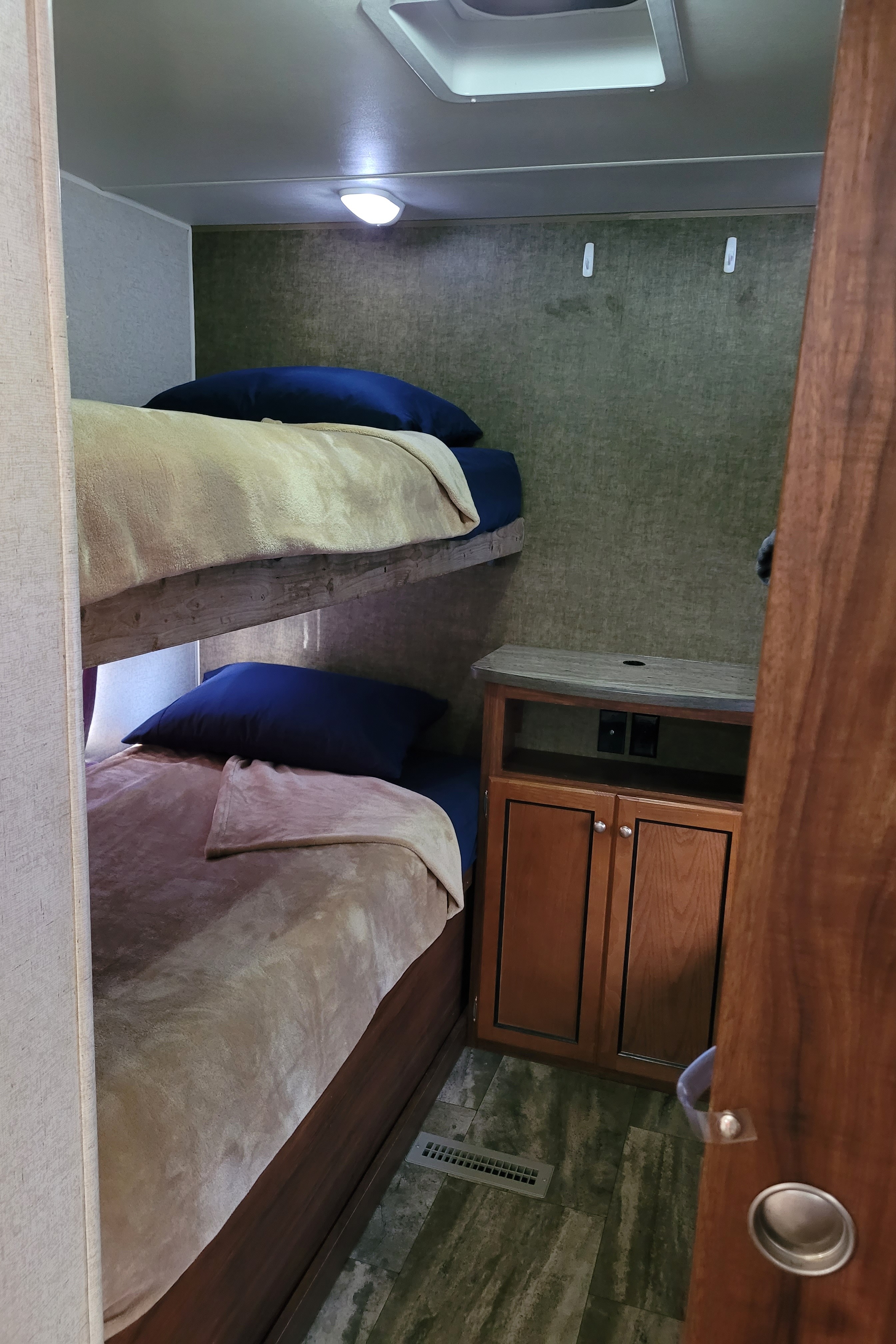 PEI Summer Memories Family Camper