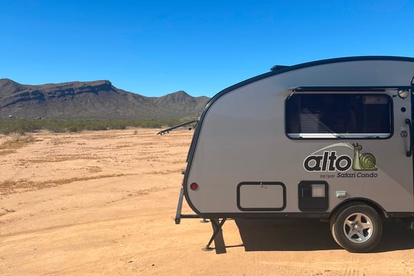 Nomad Snail (Safari Condo Alto 1743)
