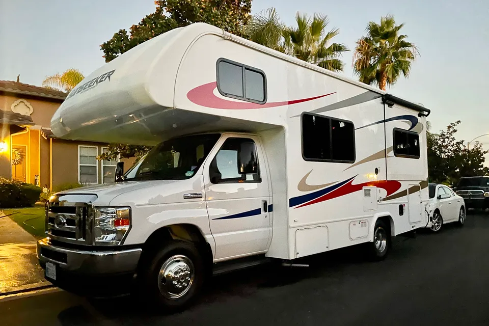 Forest River Sunseeker