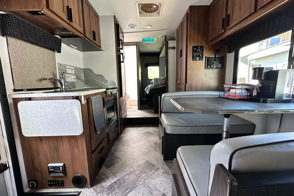 Forest River Sunseeker