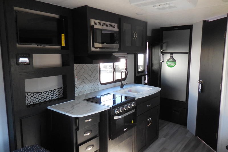 Michelle's Coachmen Freedom Express 192 RBS Travel Trailer
