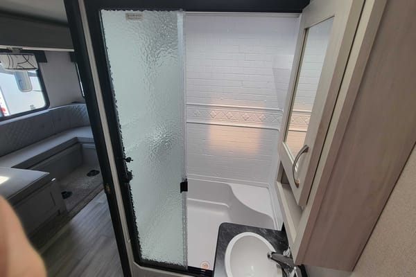 Family Friendly Bunkhouse/Outdoor Kitchen Travel Trailer