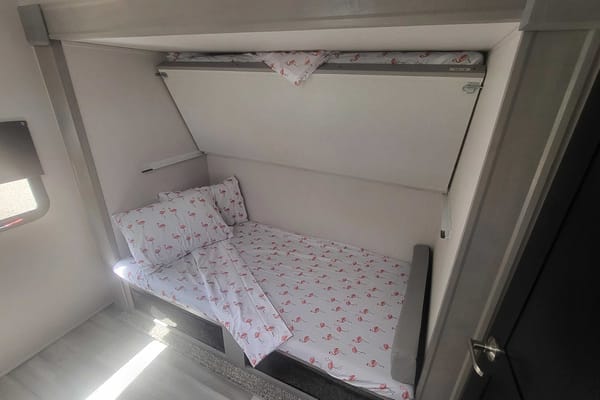 Family Friendly Bunkhouse/Outdoor Kitchen Travel Trailer