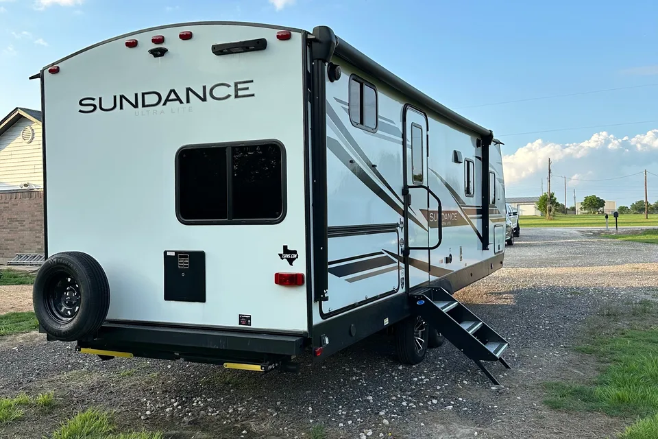 Diamond W Rentals
