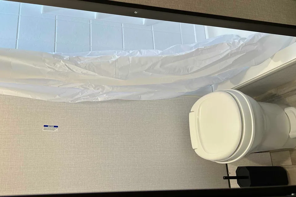 Trixie 's Coachmen Clipper 182DBU  Travel Trailer