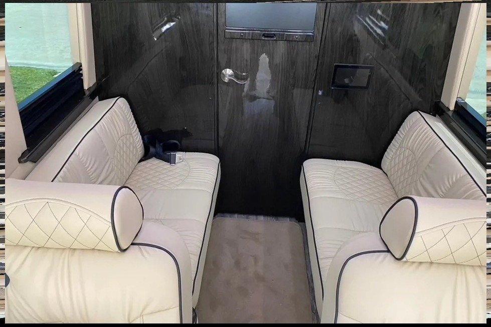 Mariann's Mercedes-Benz Ultimate Cruiser 144 Class B