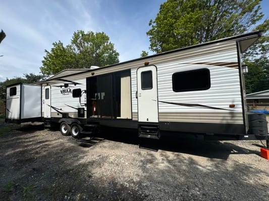 Derick's Forest River salem villa Travel Trailer