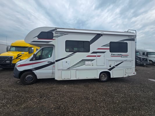 daniel's Thor Motor Coach Freedom Elite Class C