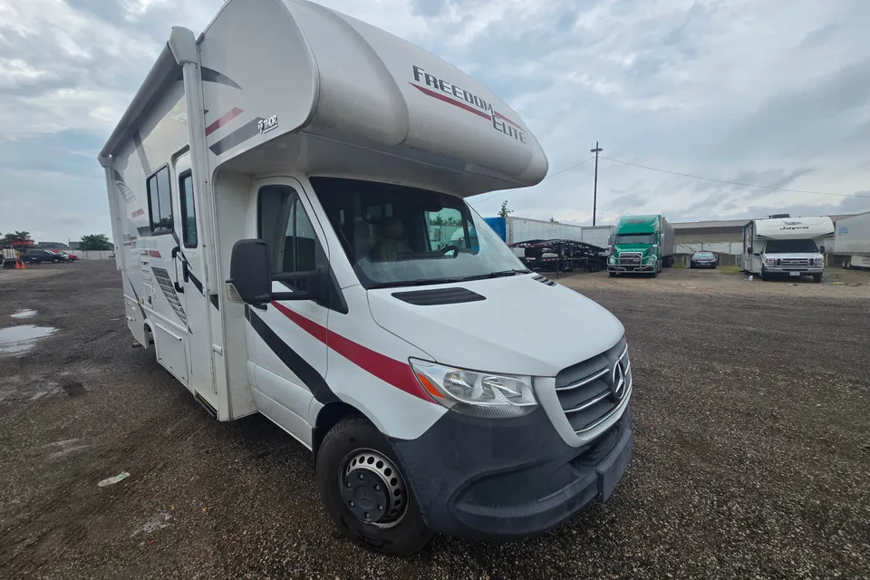 daniel's Thor Motor Coach Freedom Elite Class C