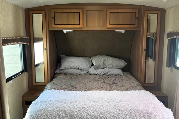 Lightweight 2016 Shadow Cruiser 22ft