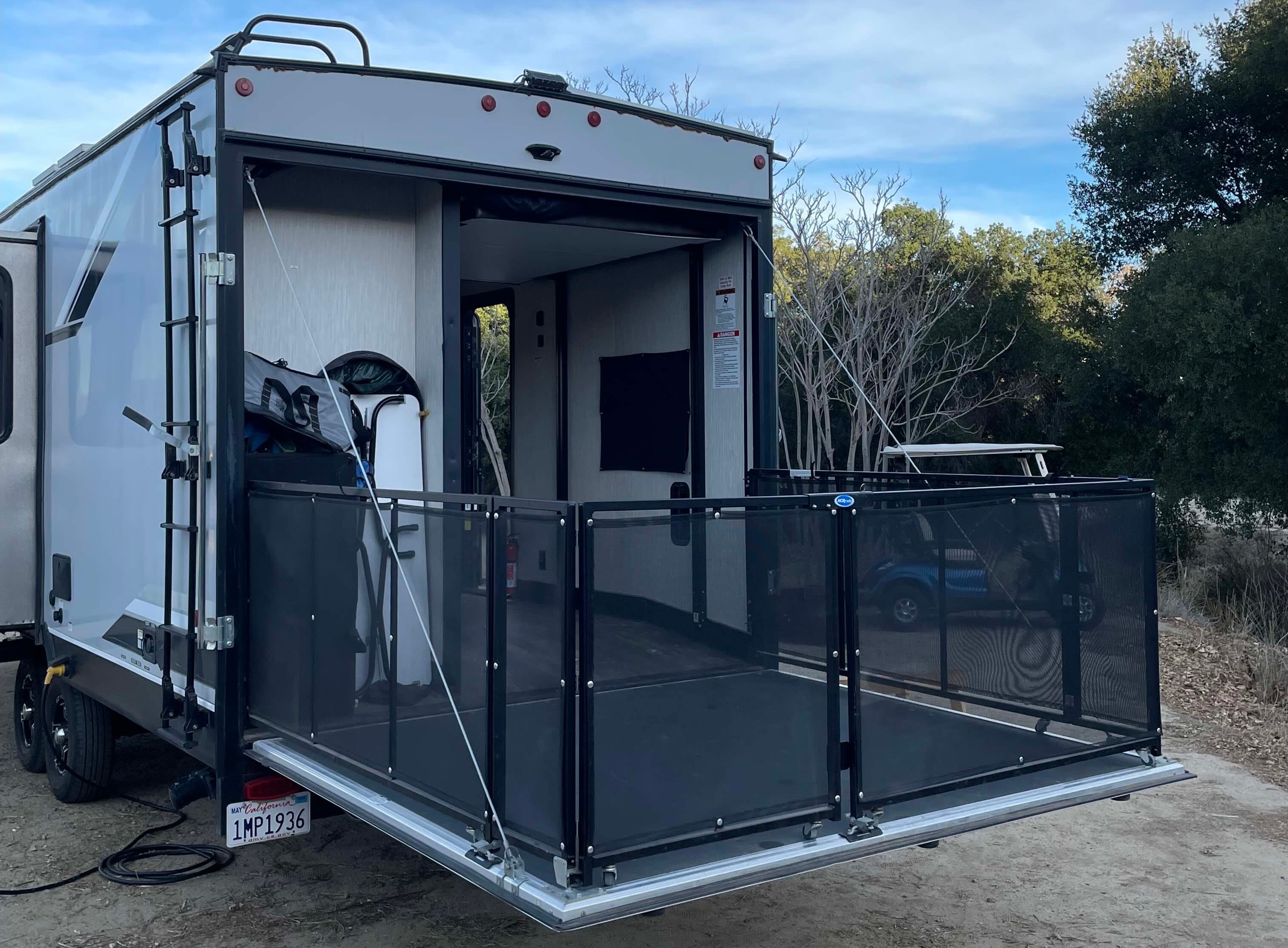 Wolf Pack Bunkhouse/Toyhauler