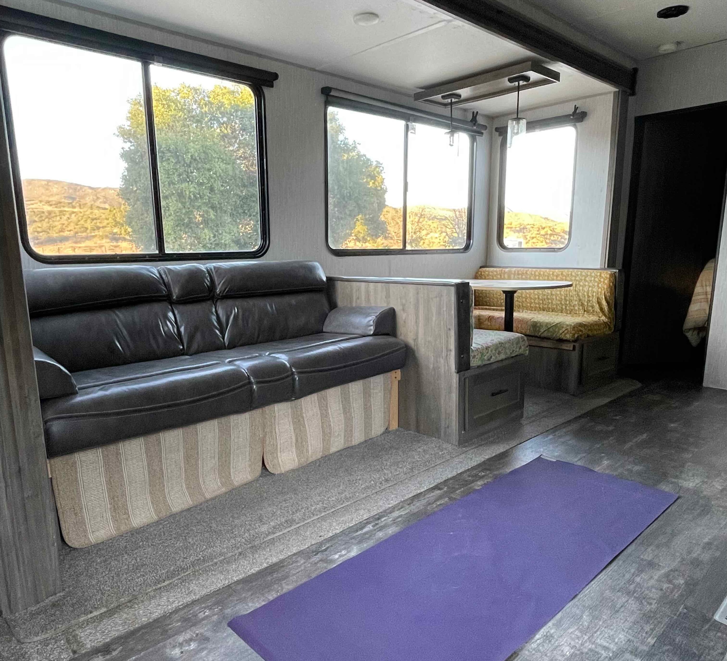 Wolf Pack Bunkhouse/Toyhauler