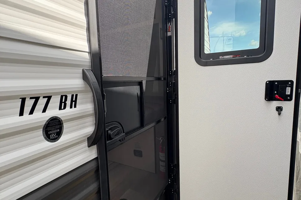 Family Fun - Starcraft Autumn Ridge 177BH Travel Trailer