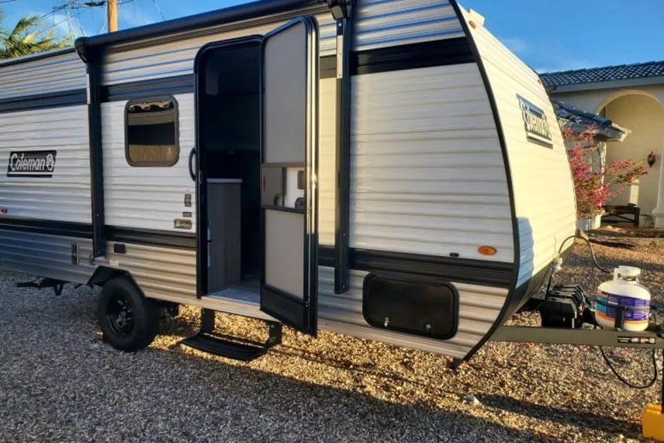 Brand New 2026 Keystone Coleman 17b #2