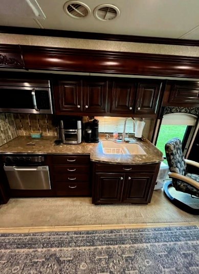 2013 Thor Motor Coach Tuscany Class A