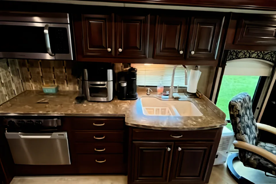 2013 Thor Motor Coach Tuscany Class A