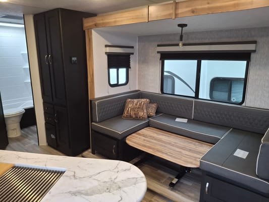 Coachmen 257BHS Travel Trailer
