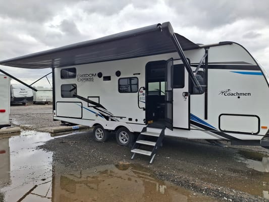 Coachmen 257BHS Travel Trailer