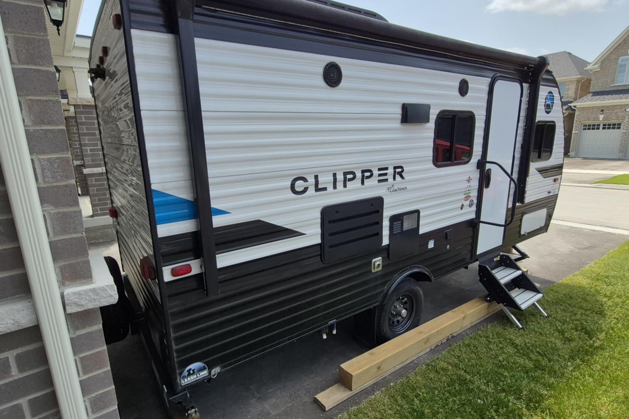 The Cozy Clipper