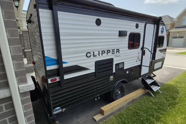 The Cozy Clipper